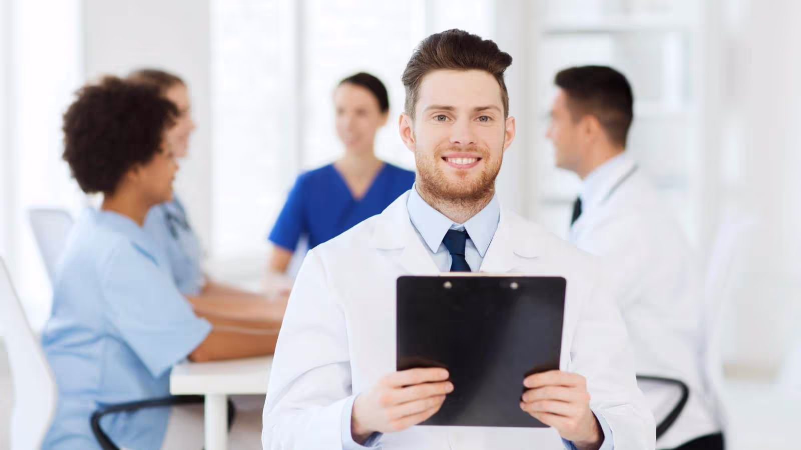 What is a Compounding Pharmacist and Why Their Role is Crucial